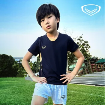 เปรียบเทียบชุดพละแบบผ้าฝ้าย vs ผ้าโพลีเอสเตอร์